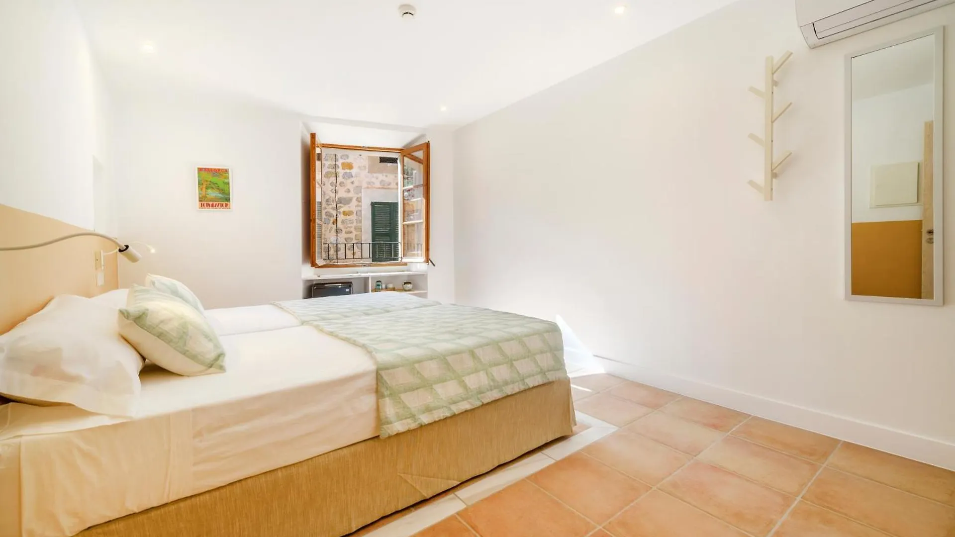 Petit Biniaraix - Ex Menditzu Rooms Soller 0*,  Spain